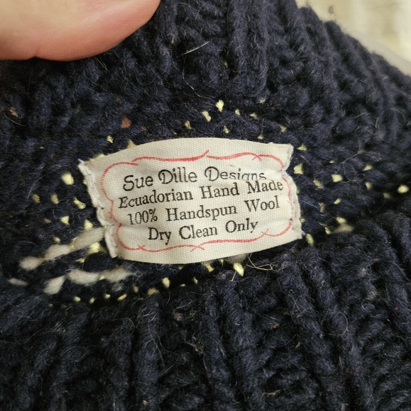 Handmade 100% wool sweater - Picture 4 of 6